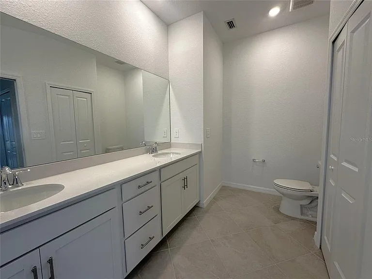 14271 Heritage Landing Blvd #1528 — Photo 13