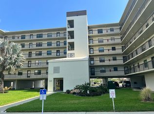 9860 62nd Ter N, Saint Petersburg, FL 33708