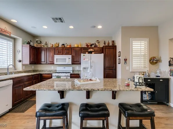 10714 Holmfield St, Henderson, NV 89052