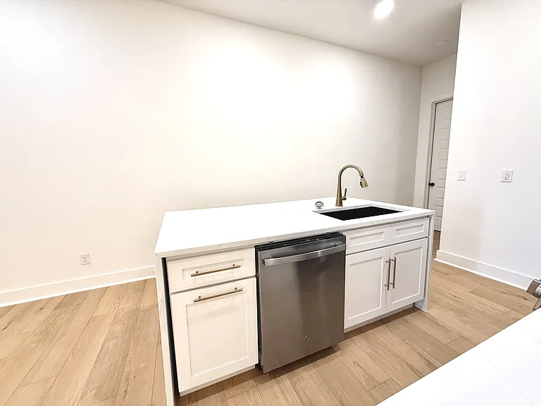 921 S Franklin Dr — Photo 5