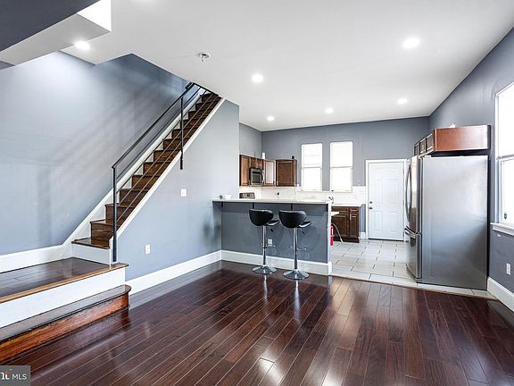 3rd image of 2120 Orthodox St
