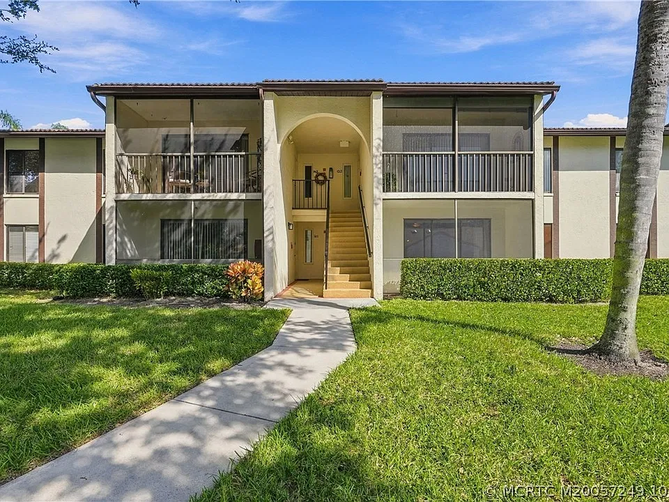 2114 SW Silver Pine Way #G1