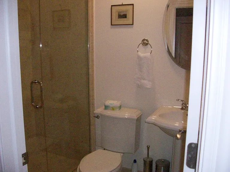 828 W Aldine Ave #3 — Photo 31