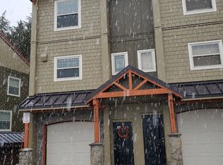 88099 E Creek Ridge Rd, Government Camp, OR 97028