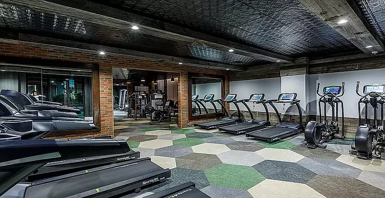 Rented by The KCI Group | media 77