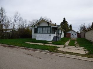 417 W Shields St, Lewistown, MT 59457