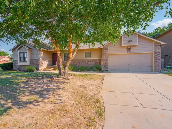 2706 S Rainier Cir, Wichita, KS 67215