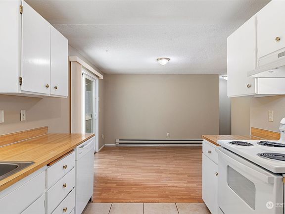 4th image of 14715 Parkdale Drive NW