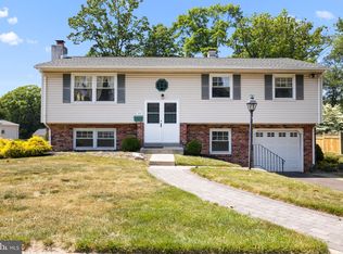 1628 Jill Rd, Willow Grove, PA 19090