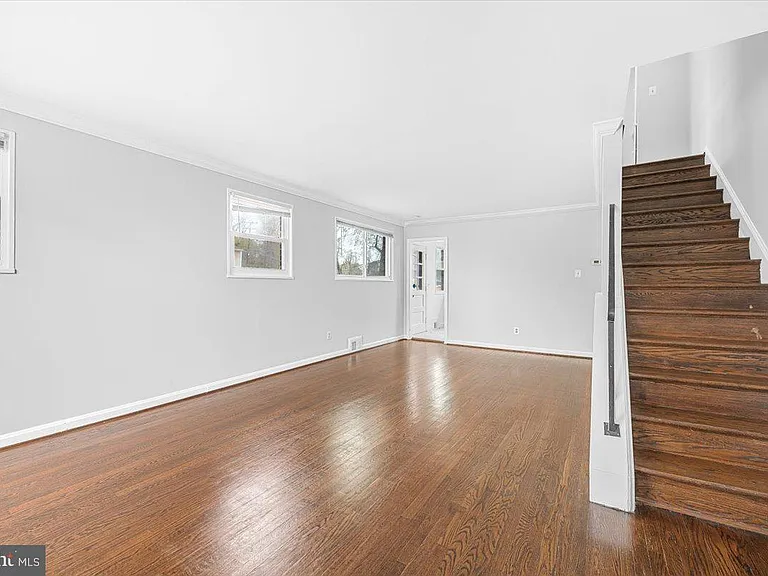 5225 59th Ave — Photo 5
