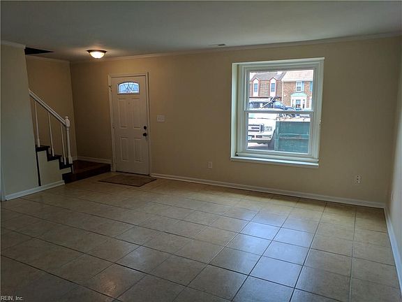 3rd image of 3908 Kiwanis Ct