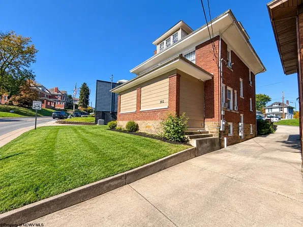 102 Holland Ave, Morgantown, WV 26501