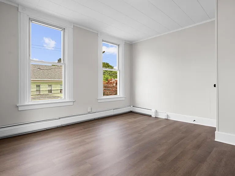 35 Newton St #2 — Photo 14
