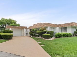 5806 Australian Pine Dr, Tamarac, FL 33319