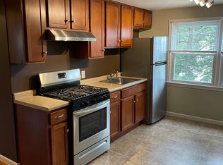 255 Nesmith St APT 7, Lowell, MA 01852
