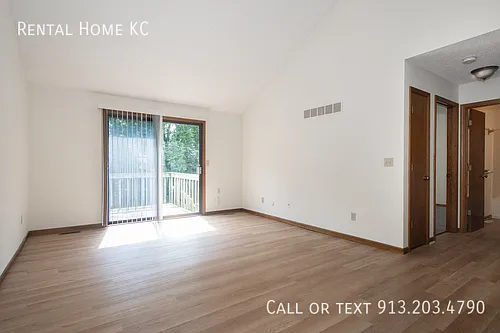4813 Woodward St — Photo 10