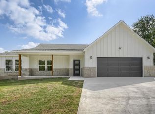 334 Nene Ln, Bastrop, TX 78602