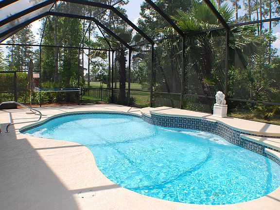 Soalr Heated and Screened Pool