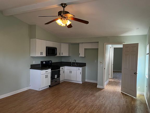 2nd image of 12772 Woodland Ln