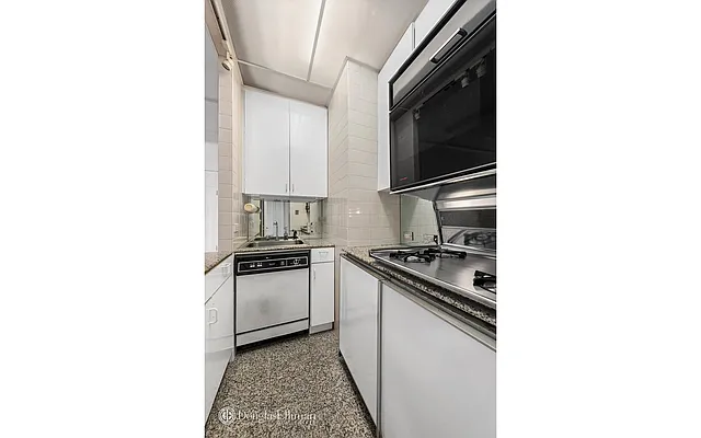 Sold by Douglas Elliman | media 16