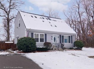 146 Bend St, Warwick, RI 02889