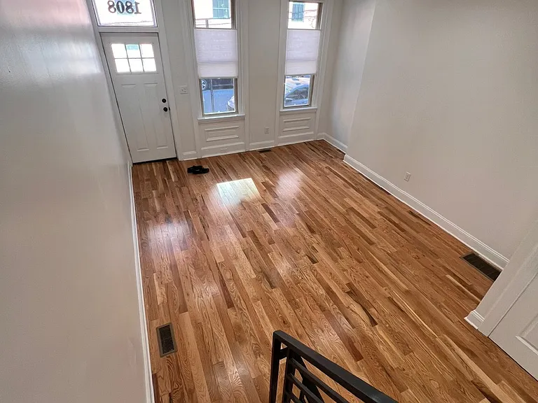 1808 N Howard St — Photo 2