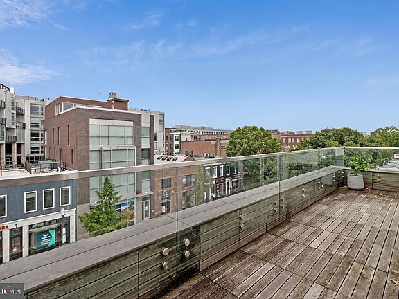 5th image of 1932 9th St NW Unit R401