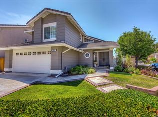 402 N Elk Glen Ln, Orange, CA 92869