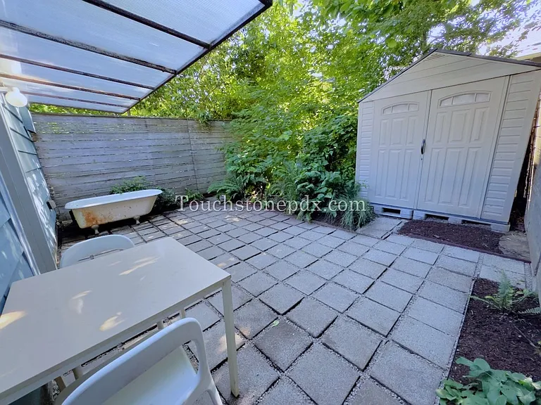 4132 SE Boise St — Photo 4