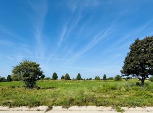 7207 Briar Dr, Spring Grove, IL 60081