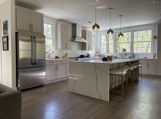 3920 Somerset Dr, Durham, NC 27707