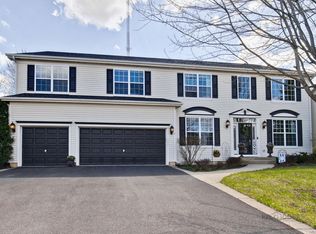 448 Red Cedar Rd, Lake Villa, IL 60046