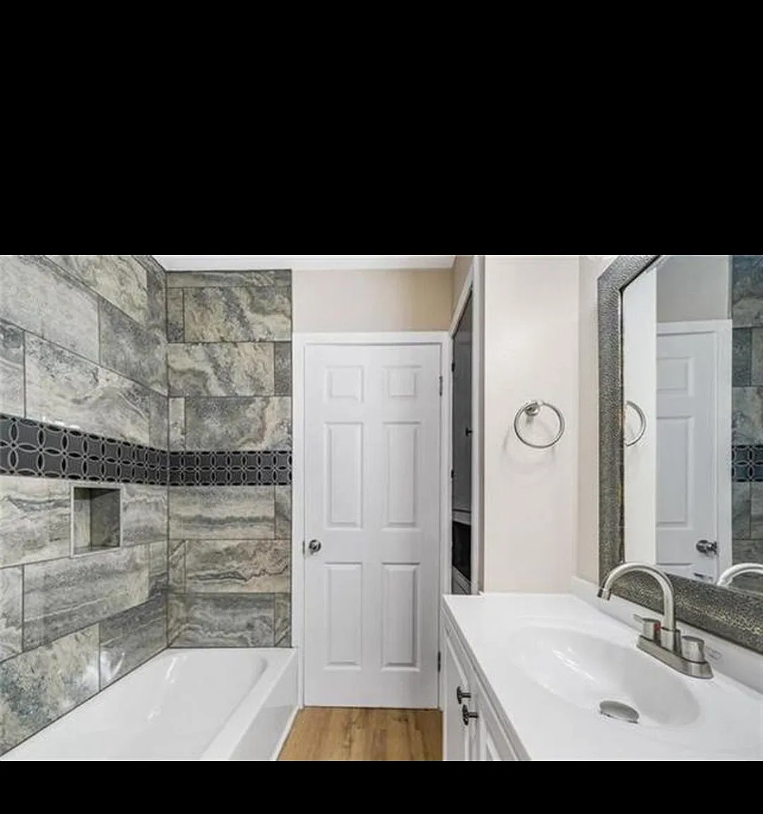 3 bed, 1.5 bath, 1350 sqft, $1,850 — Photo 4