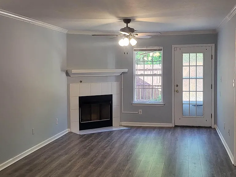 4687 Brookwood Ln — Photo 2