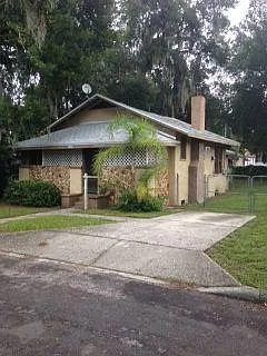 1031 N Florence Ave