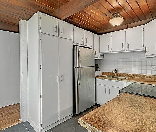 4th image of 3312 Windgate Dr