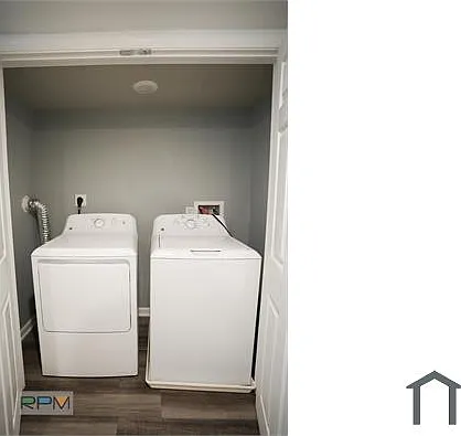 2522 Riggs Ave — Photo 14