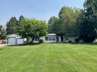 60905 Love Rd, Cove, OR 97824
