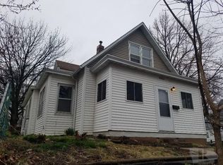 531 S 9th St, Burlington, IA