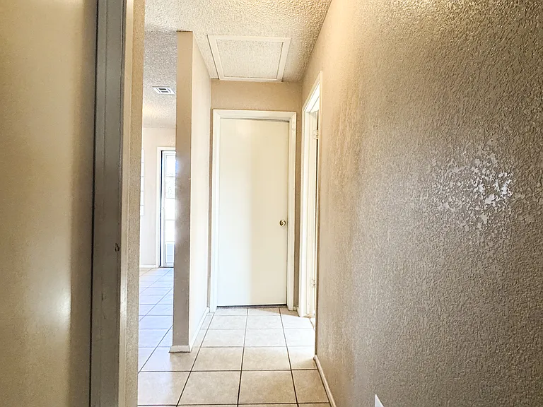 7117 E 26th Pl — Photo 15