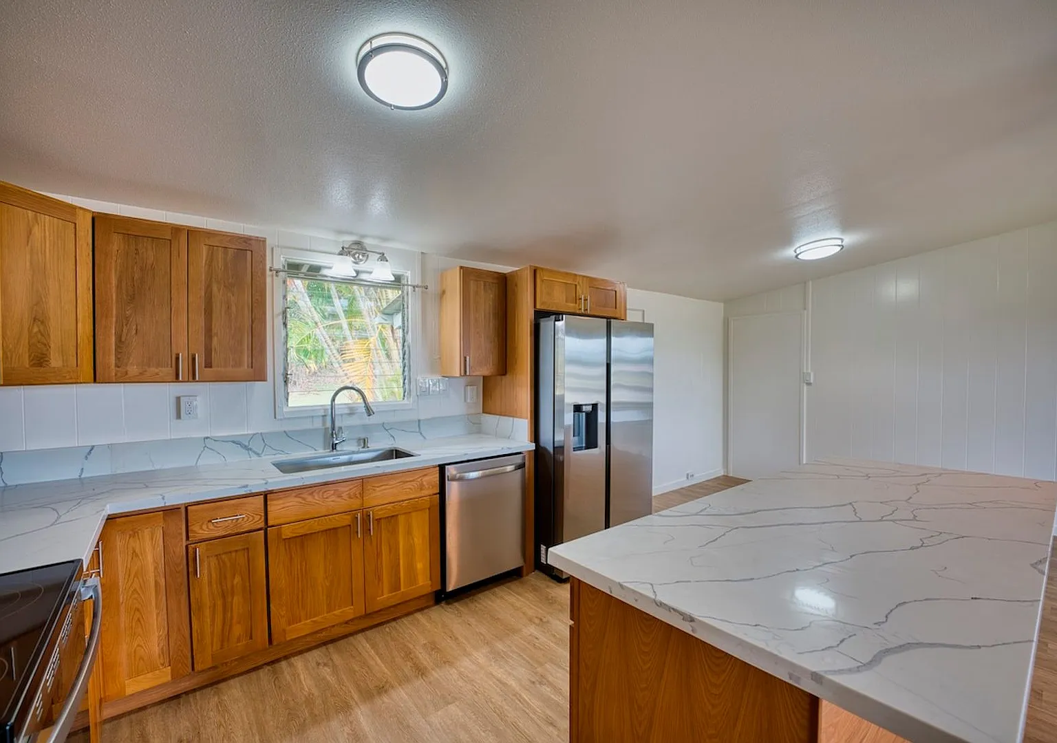 4bdrm/3bath W/Ohana Unit — Photo 4