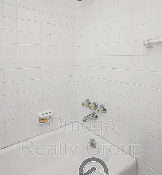 1265 Adell St — Photo 34