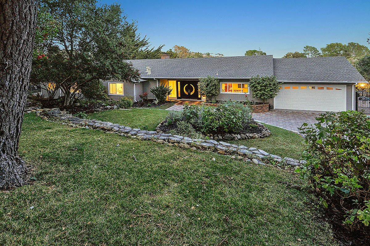 1520 Oak Rim Dr photo 1
