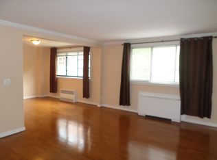 2725 39th Nwunit #STR-211, Washington, DC 20007