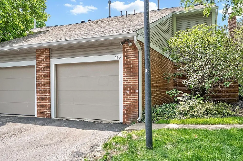 3 bed, 1800 sqft, $2,750 — Photo 2