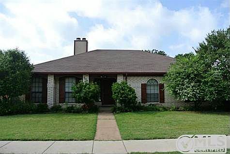 1st image of 605 Johnson Dr