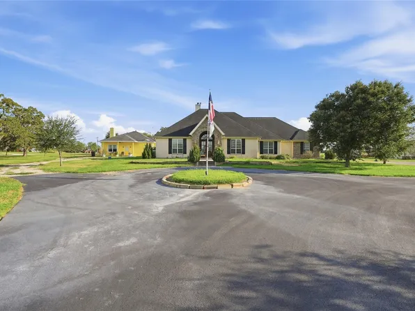 29101 Fm 1736 Rd, Hempstead, TX 77445