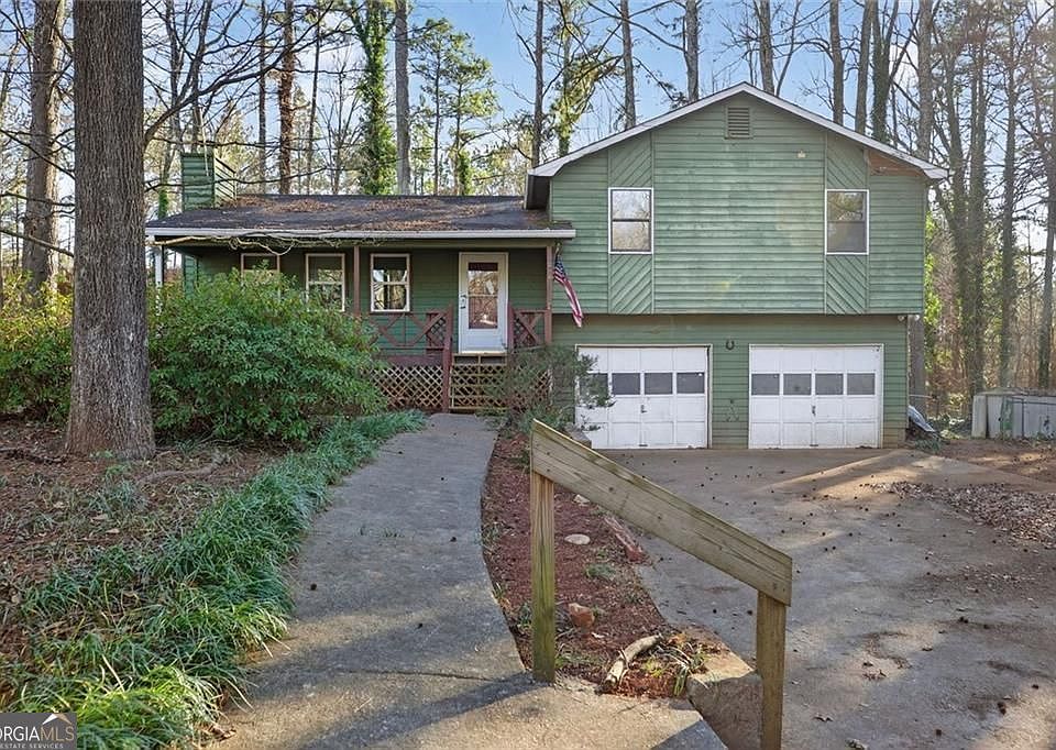 1st image of 218 Quail Hollow Dr