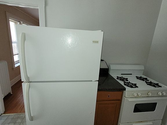 3rd image of 1421 W Farwell Ave APT 105
