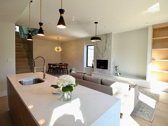 3rd image of 40 Douglass St #3